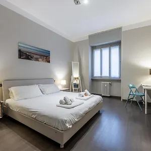 Sant' Ambrogio Flat Apartamento Milão
